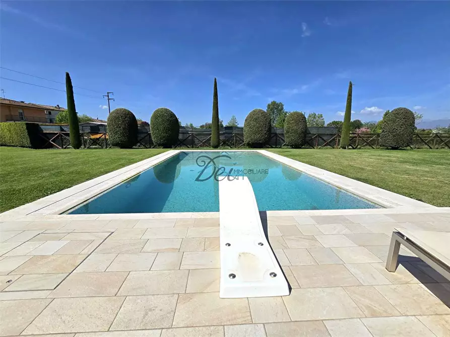 Immagine 13 di Villa in vendita  in via dell ave maria  a Capannori