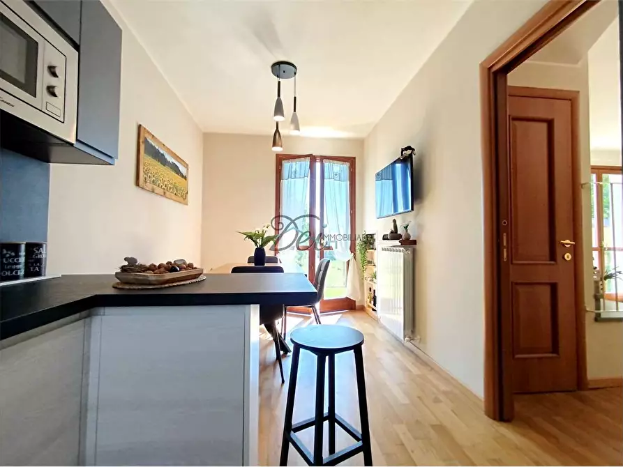 Immagine 12 di Villa in vendita  in via delle ville a Capannori