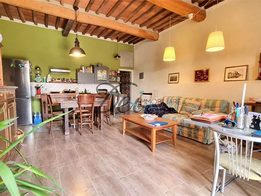 Immagine 1 di Rustico / casale in vendita  in Via dei Bocchi  200 a Capannori