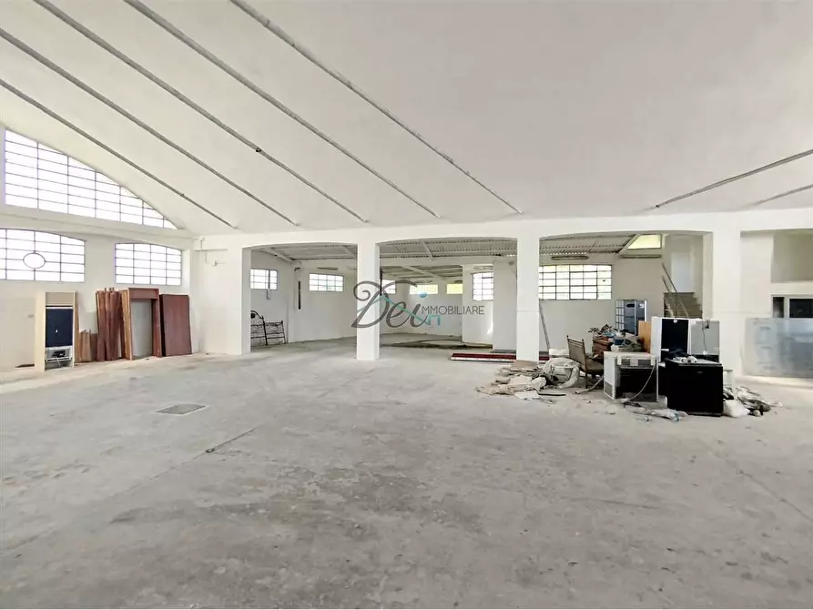 Immagine 5 di Capannone industriale in affitto  in via picciorana a Lucca