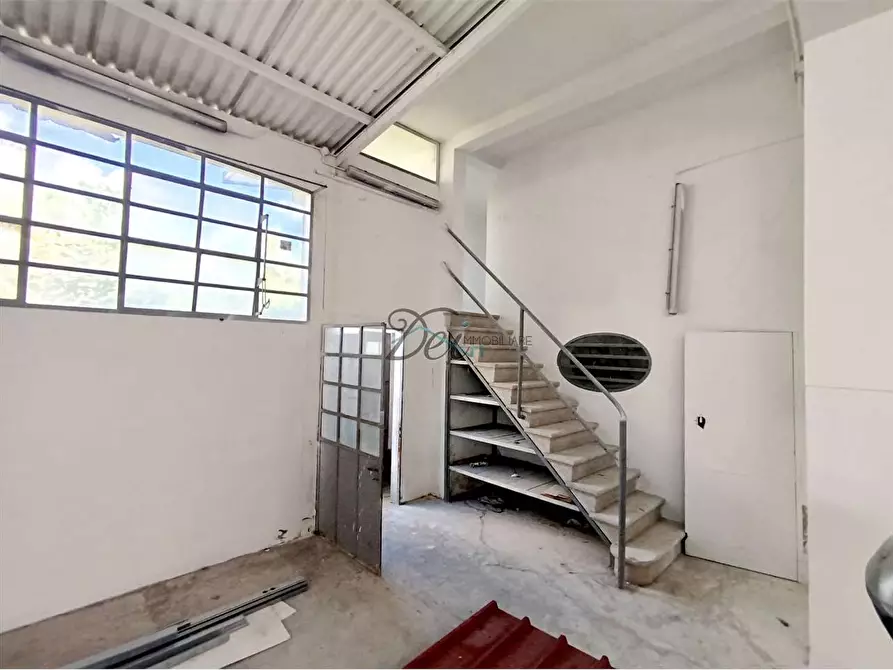 Immagine 6 di Capannone industriale in affitto  in via picciorana a Lucca