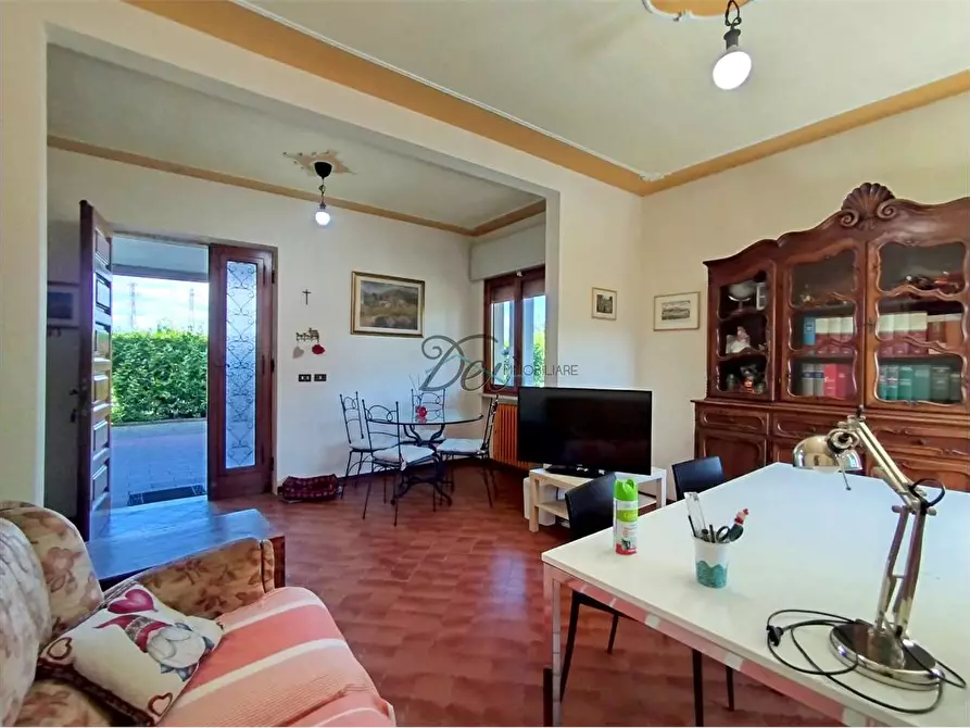 Immagine 26 di Villa in vendita  in via dei maionchi a Capannori