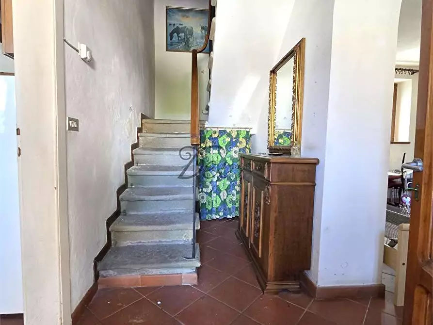 Immagine 16 di Rustico / casale in vendita  in via della francese  a Capannori
