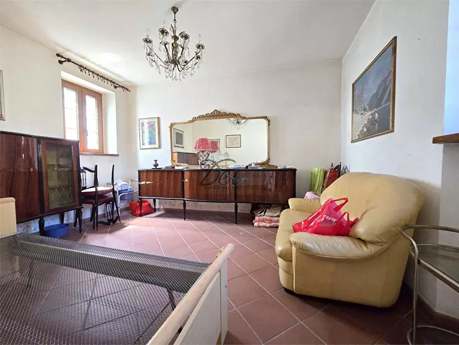 Immagine 11 di Rustico / casale in vendita  in via della francese  a Capannori