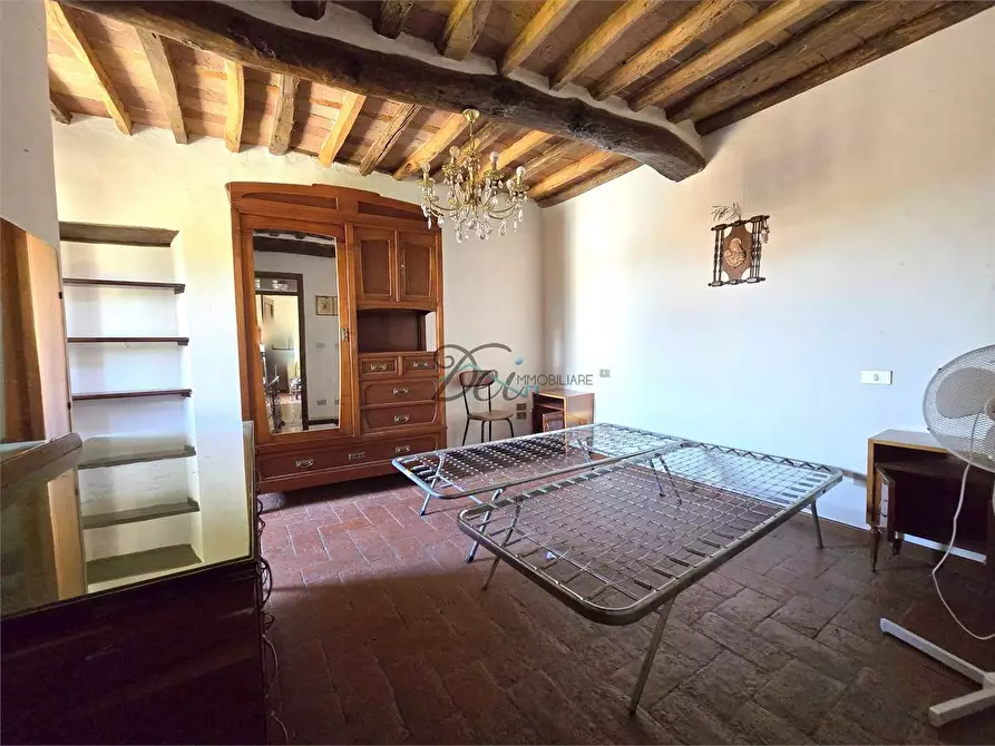 Immagine 18 di Rustico / casale in vendita  in via della francese  a Capannori