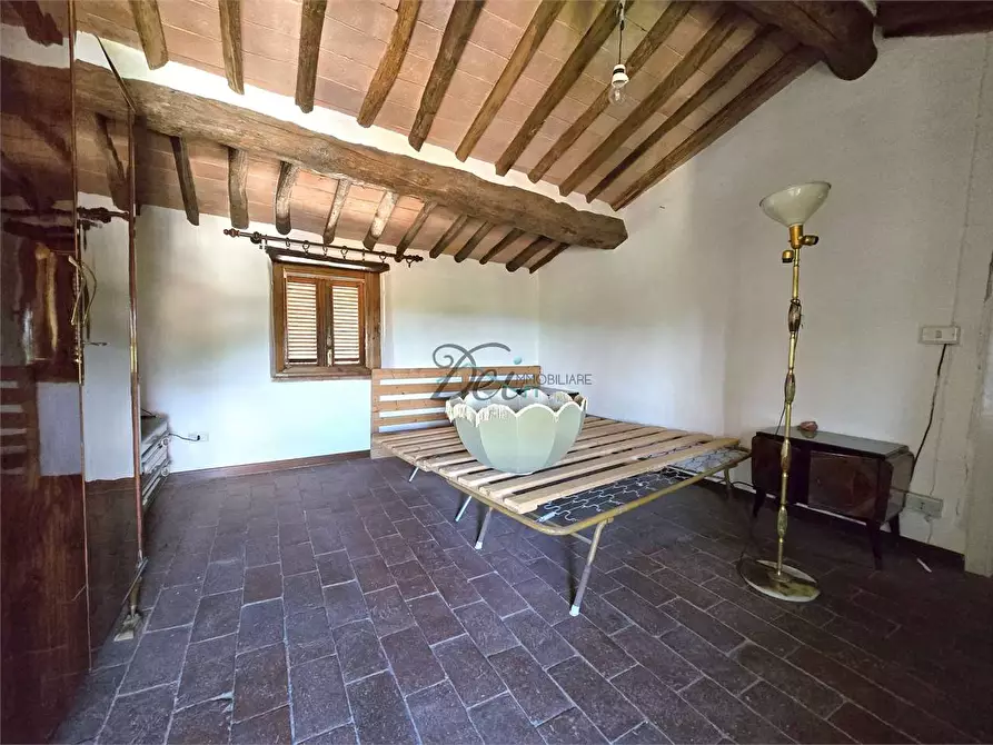 Immagine 25 di Rustico / casale in vendita  in via della francese  a Capannori