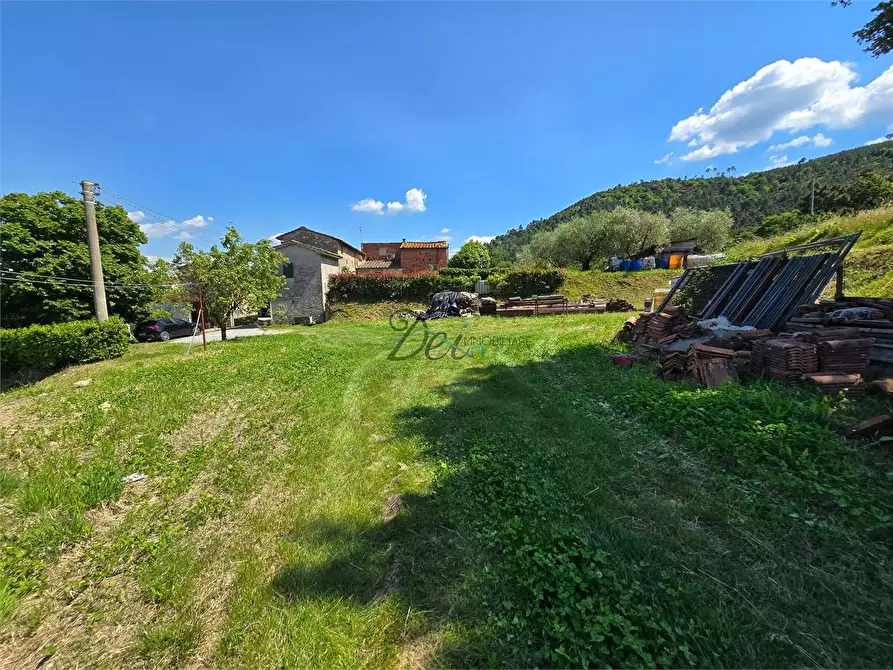 Immagine 10 di Rustico / casale in vendita  in via della francese  a Capannori