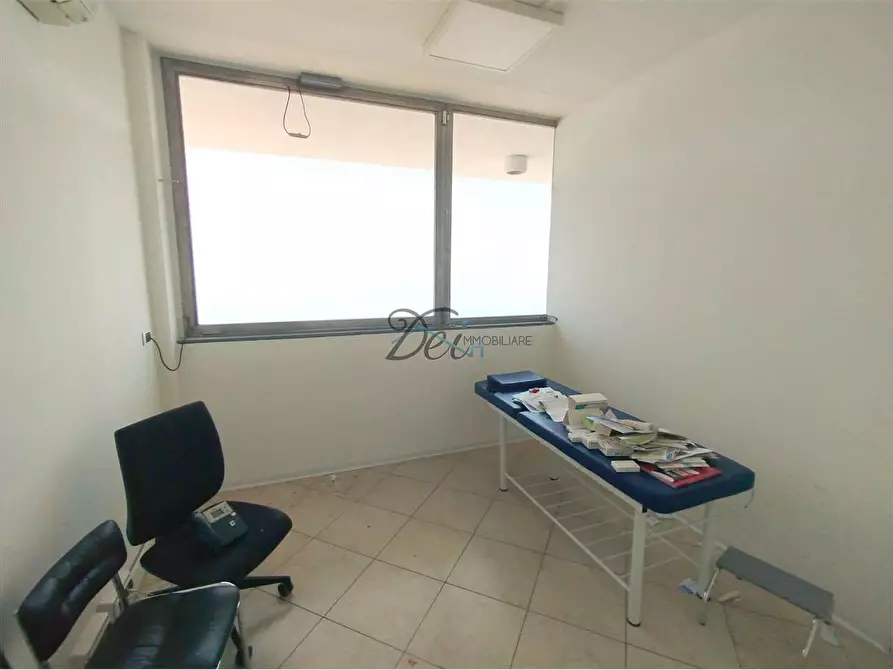 Immagine 17 di Ufficio in affitto  in via pesciatina  a Capannori
