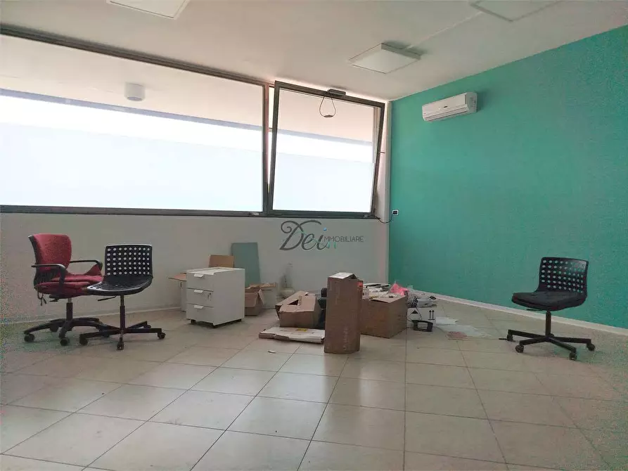 Immagine 14 di Ufficio in affitto  in via pesciatina  a Capannori