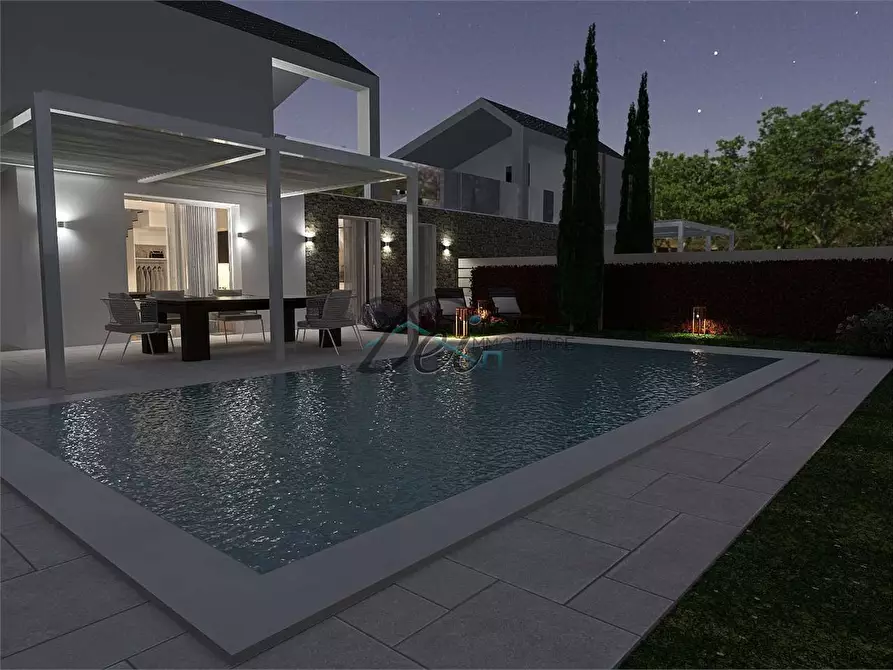 Immagine 38 di Villa in vendita  in Via della santina a Capannori