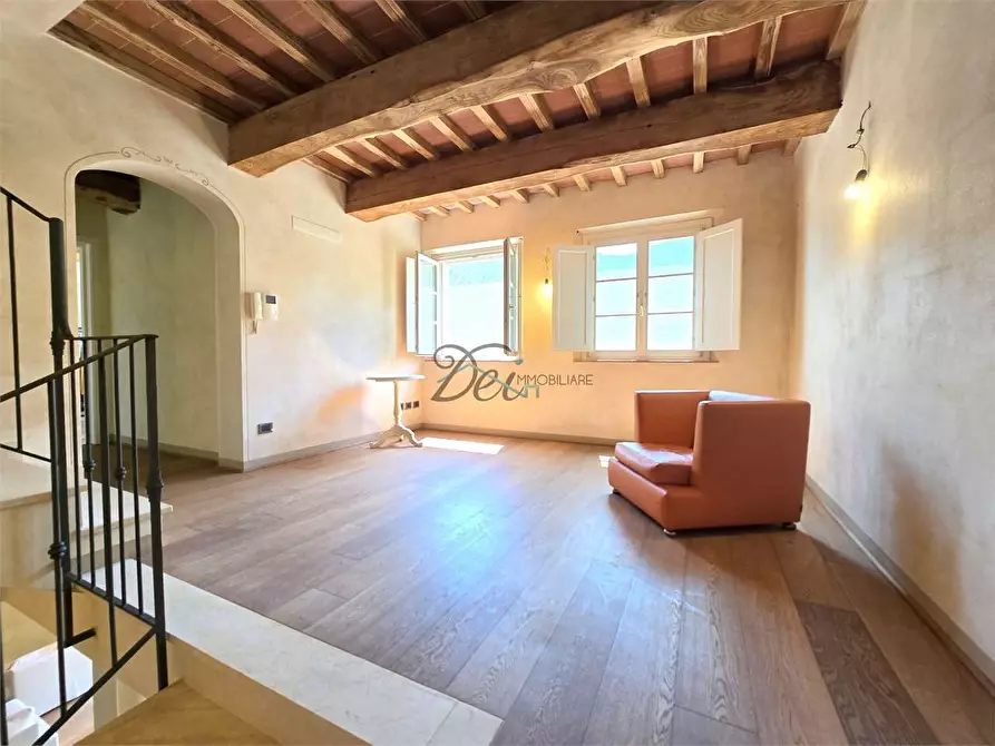Immagine 21 di Rustico / casale in vendita  in Via di Tiglio  a Capannori