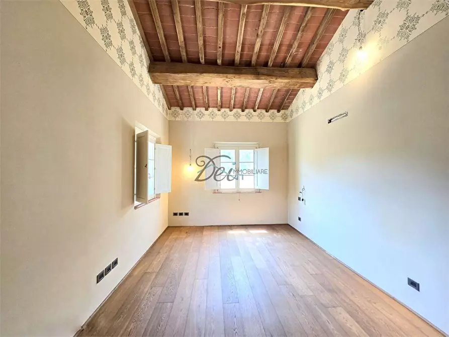 Immagine 34 di Rustico / casale in vendita  in Via di Tiglio  a Capannori