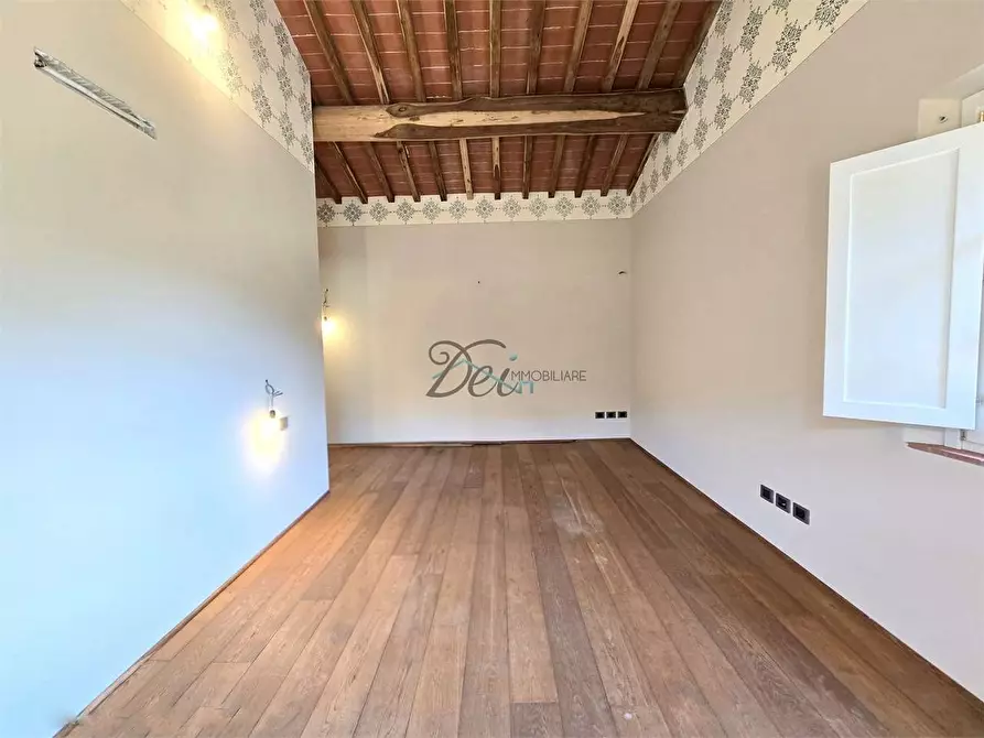 Immagine 36 di Rustico / casale in vendita  in Via di Tiglio  a Capannori