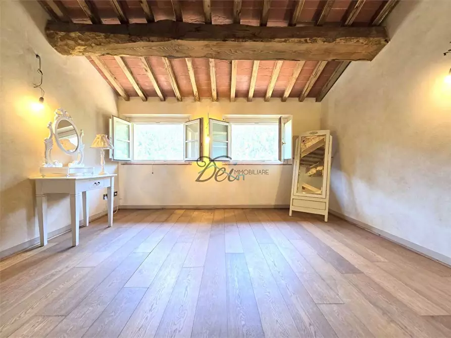 Immagine 29 di Rustico / casale in vendita  in Via di Tiglio  a Capannori