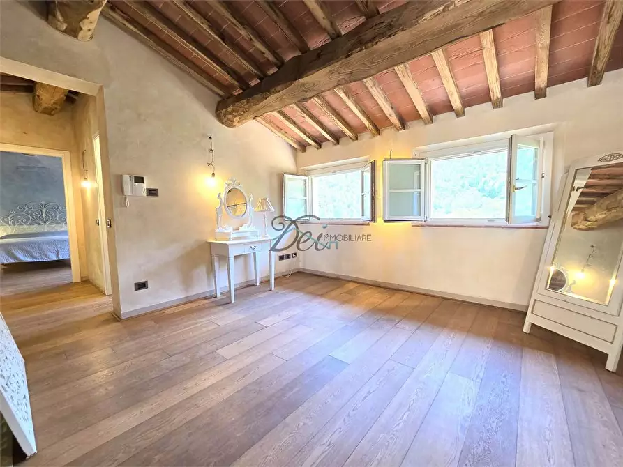 Immagine 30 di Rustico / casale in vendita  in Via di Tiglio  a Capannori