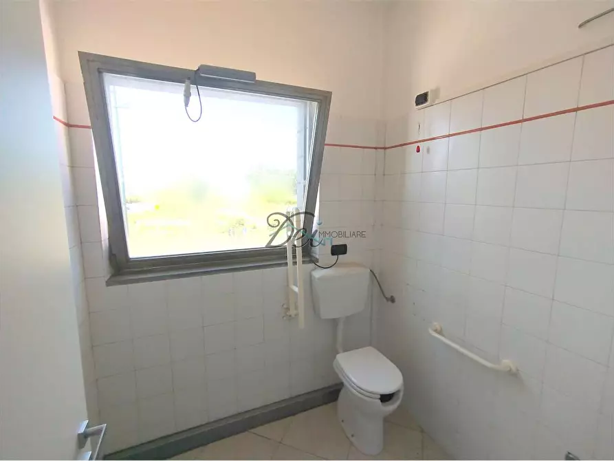 Immagine 9 di Ufficio in affitto  in via pesciatina  a Capannori