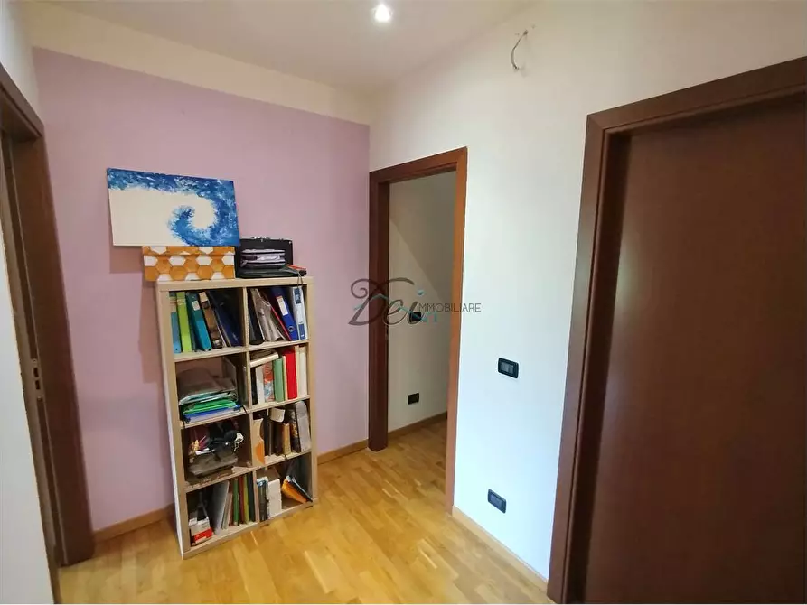 Immagine 39 di Hotel in vendita  in via poggio baldino a Altopascio