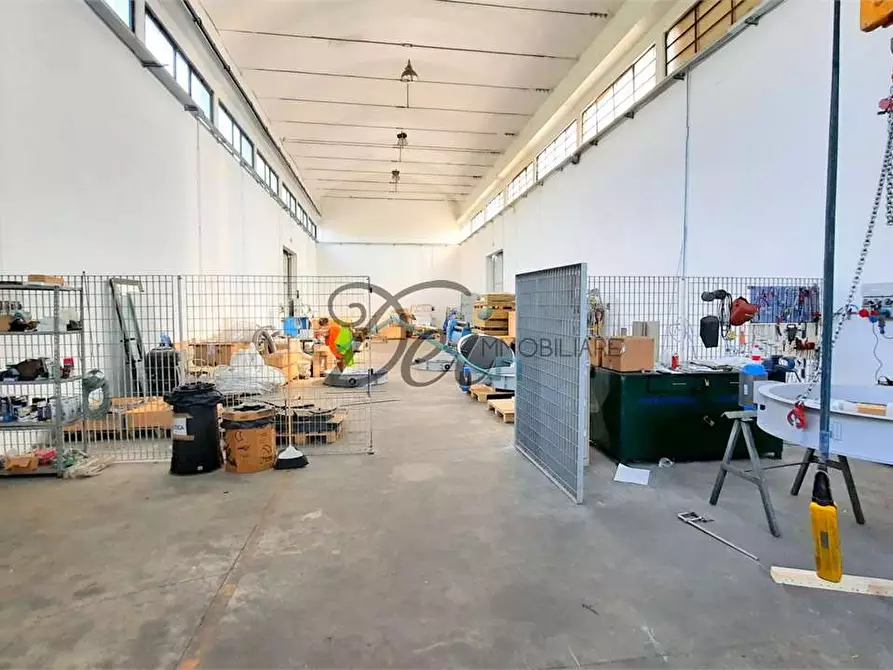 Immagine 4 di Capannone industriale in affitto  in Via del Brennero a Lucca