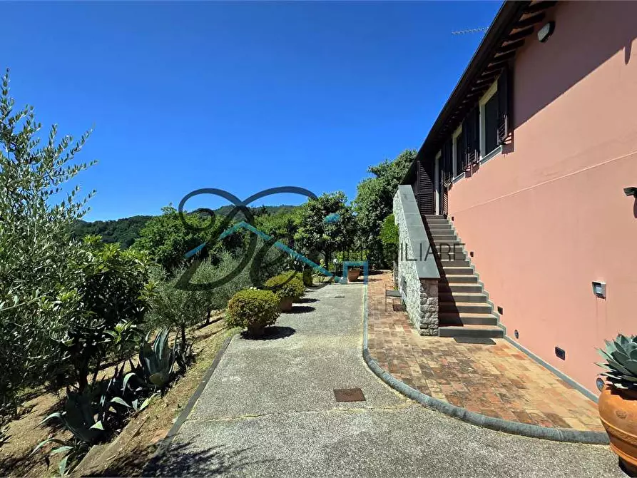 Immagine 12 di Rustico / casale in vendita  in Via Teatro Vecchio 11 a Borgo A Mozzano