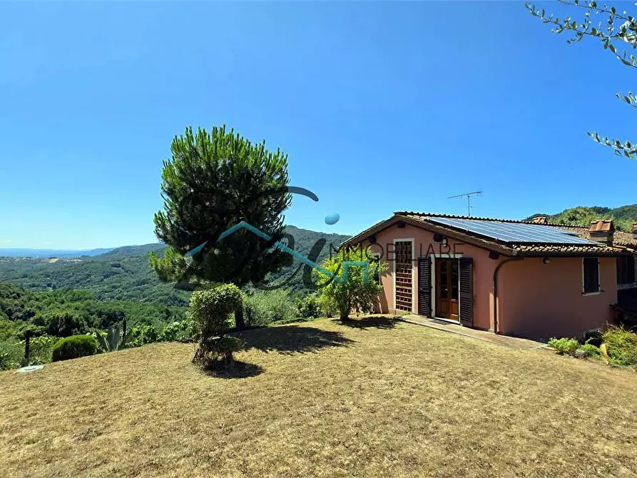 Immagine 7 di Rustico / casale in vendita  in Via Teatro Vecchio 11 a Borgo A Mozzano