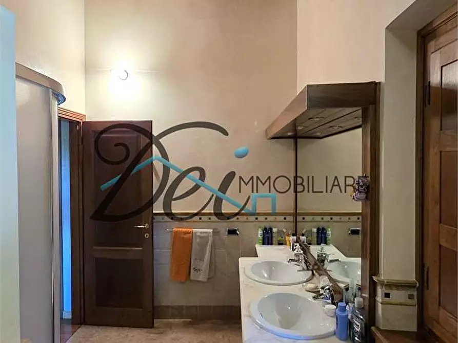 Immagine 37 di Rustico / casale in vendita  in Via Teatro Vecchio 11 a Borgo A Mozzano