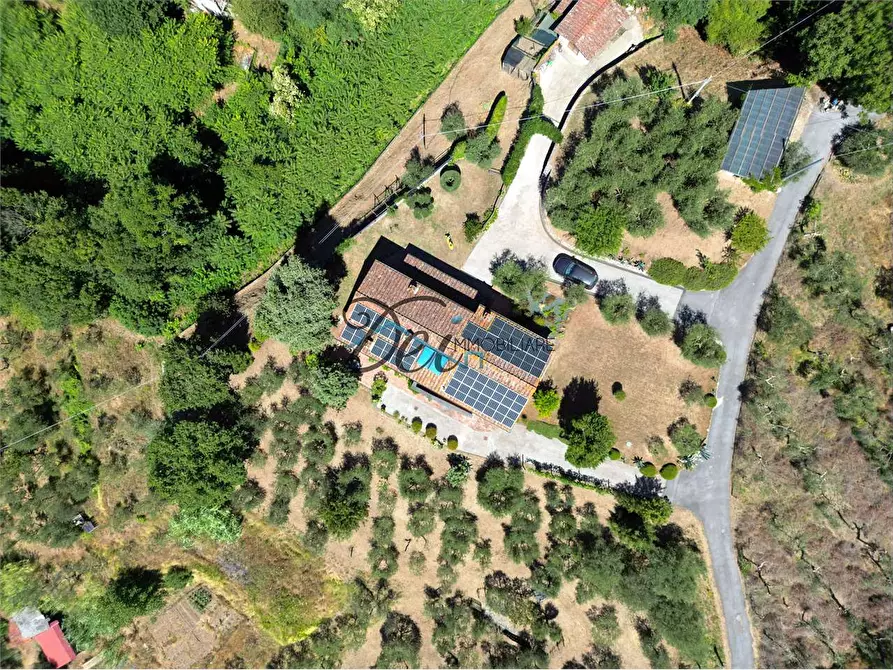 Immagine 40 di Rustico / casale in vendita  in Via Teatro Vecchio 11 a Borgo A Mozzano