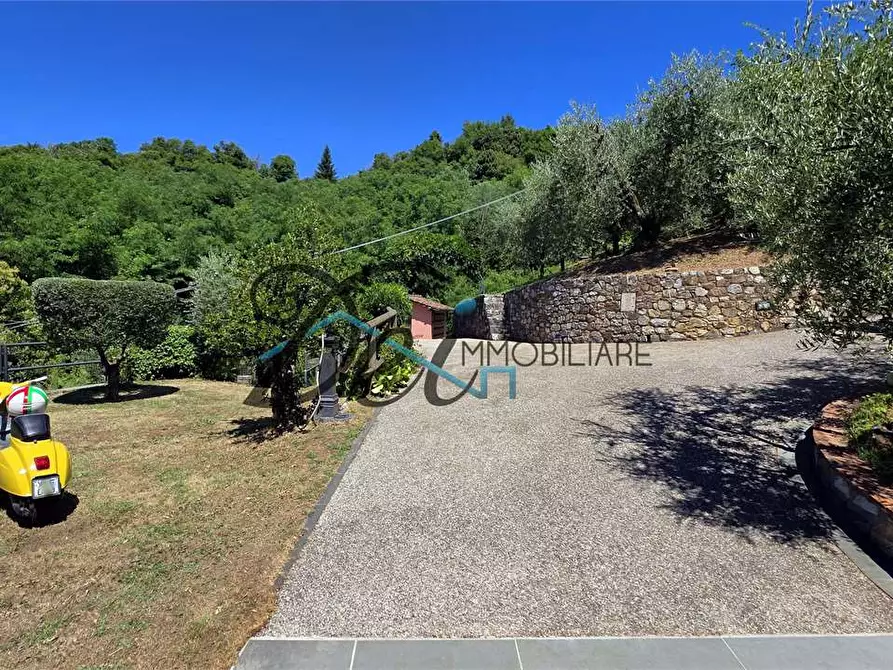 Immagine 16 di Rustico / casale in vendita  in Via Teatro Vecchio 11 a Borgo A Mozzano