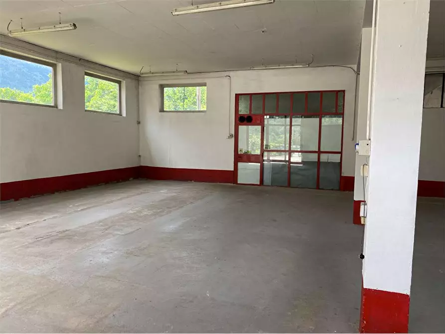 Immagine 1 di Magazzino in affitto  in Via della Stazione 12 a Castel Ivano