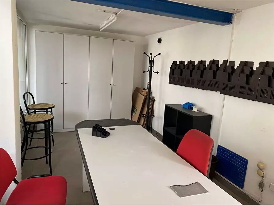 Immagine 7 di Magazzino in affitto  in Via della Stazione 12 a Castel Ivano