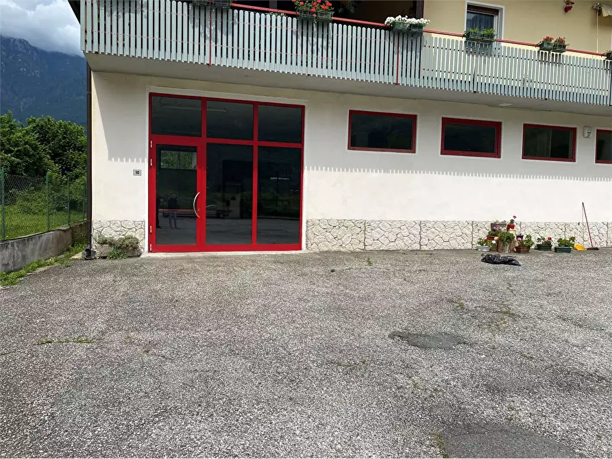 Immagine 4 di Magazzino in affitto  in Via della Stazione 12 a Castel Ivano