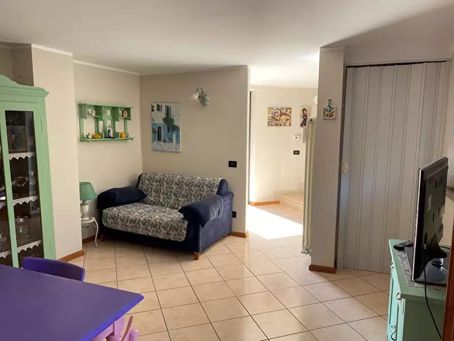 Immagine 2 di Appartamento in affitto  in via aurora a Telve
