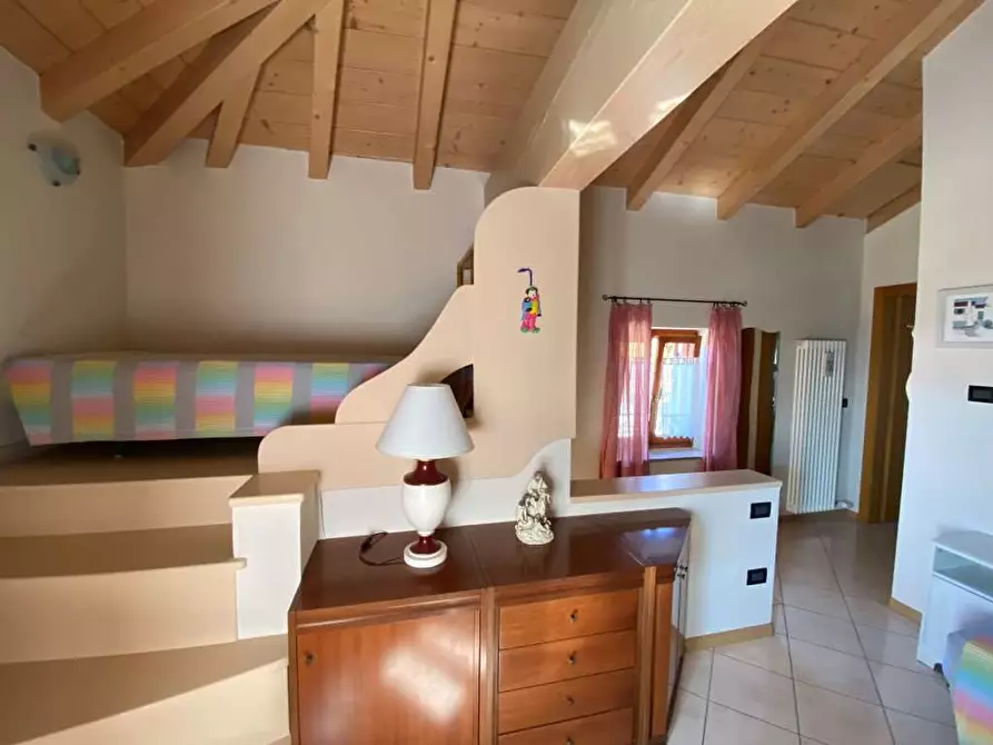 Immagine 10 di Appartamento in affitto  in via aurora a Telve
