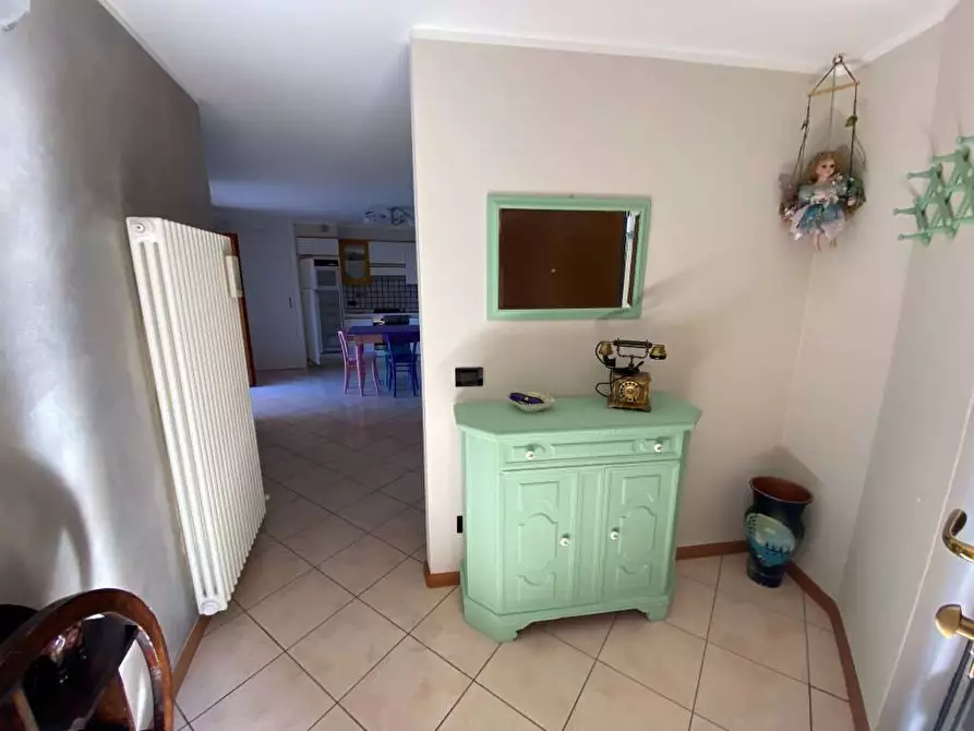 Immagine 4 di Appartamento in affitto  in via aurora a Telve