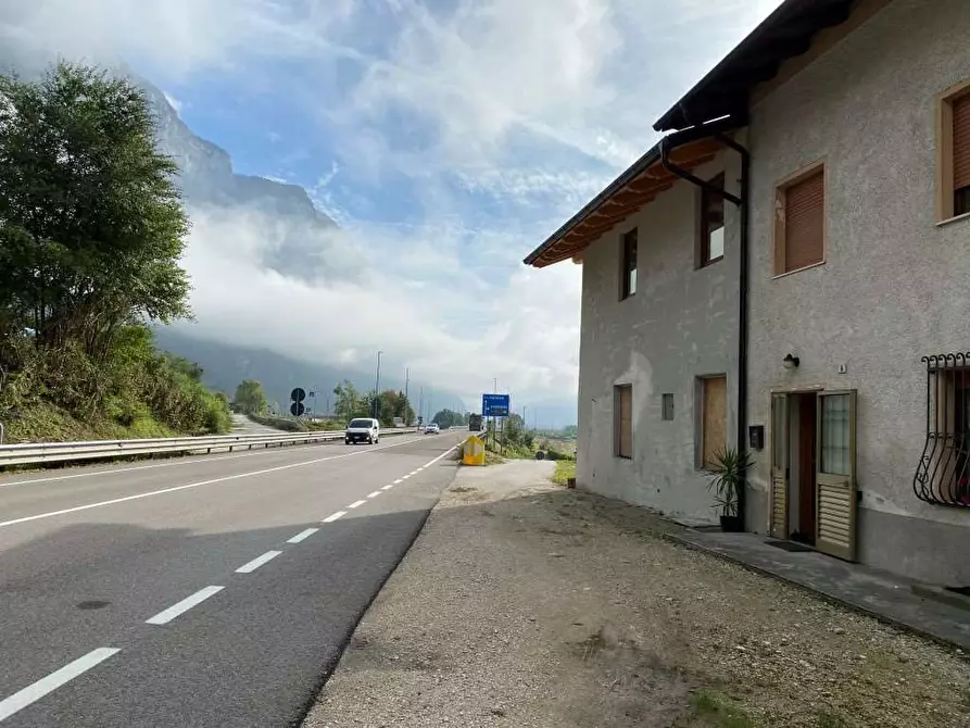 Immagine 5 di Porzione di casa in vendita  in via barricata a Ospedaletto