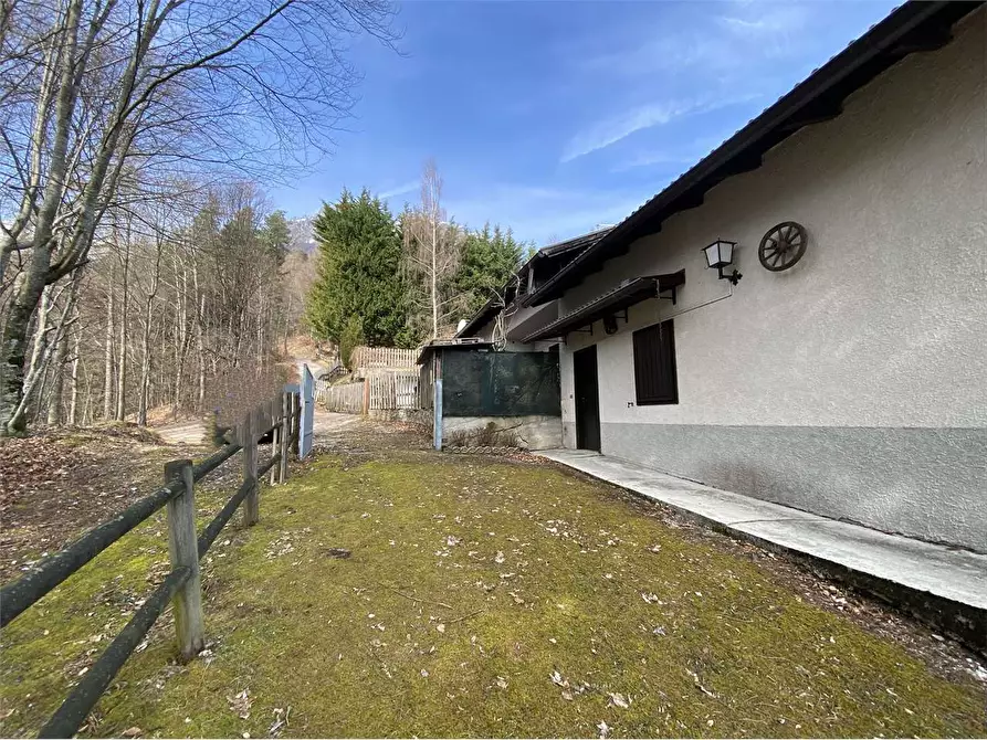 Immagine 7 di Baita in vendita  in Pian dei pradi a Altopiano Della Vigolana
