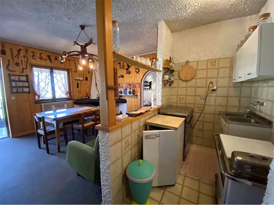 Immagine 13 di Baita in vendita  in Pian dei pradi a Altopiano Della Vigolana