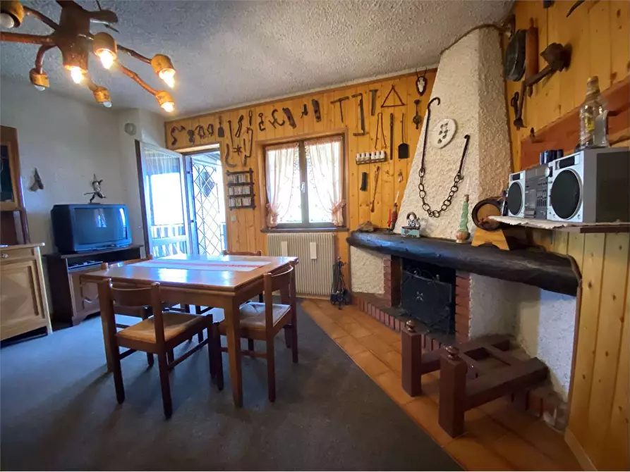 Immagine 2 di Baita in vendita  in Pian dei pradi a Altopiano Della Vigolana