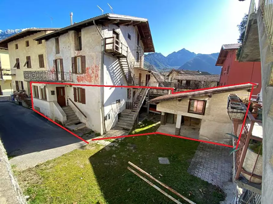 Immagine 1 di Appartamento in vendita  in via per roncegno 3 a Borgo Valsugana