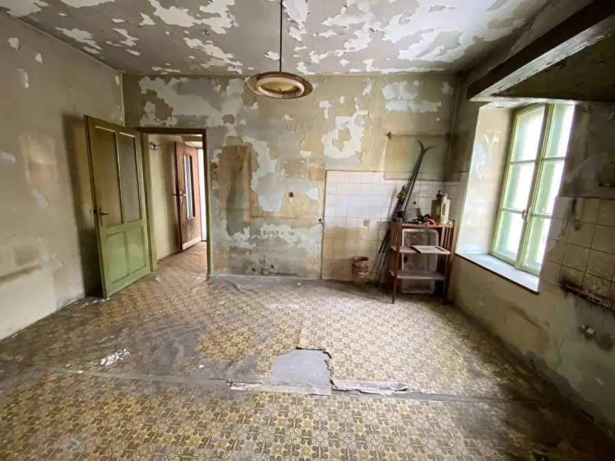 Immagine 9 di Porzione di casa in vendita  in VIA FELTRE  1 a Borgo Valsugana