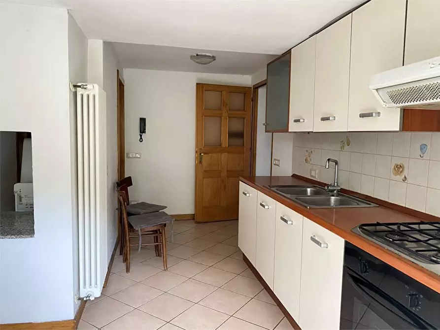 Immagine 1 di Appartamento in affitto  a Torcegno
