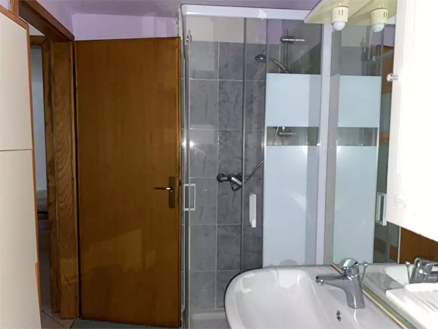 Immagine 5 di Appartamento in affitto  a Torcegno