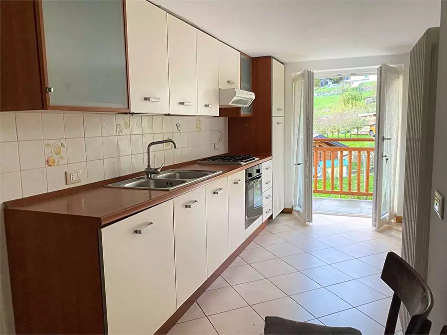 Immagine 11 di Appartamento in affitto  a Torcegno