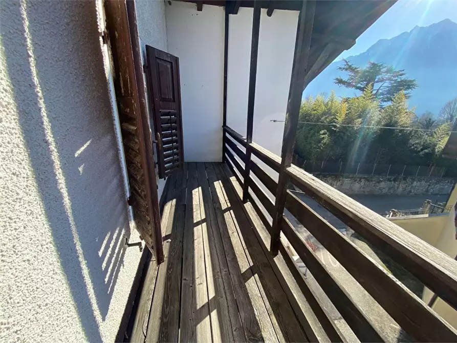 Immagine 10 di Porzione di casa in vendita  in VIA EZIO FRANCESCHINI  23 a Castel Ivano