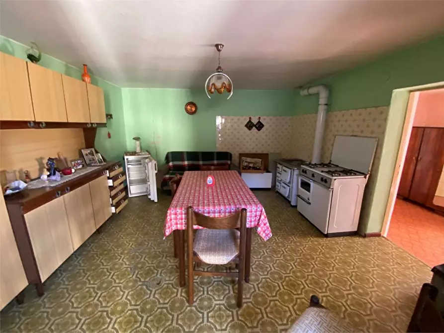 Immagine 2 di Porzione di casa in vendita  in VIA EZIO FRANCESCHINI  23 a Castel Ivano