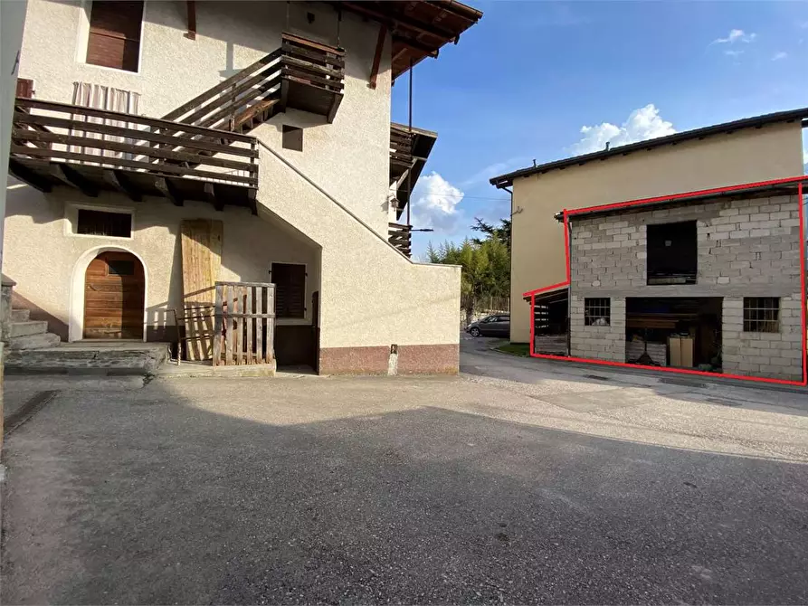 Immagine 12 di Porzione di casa in vendita  in VIA EZIO FRANCESCHINI  23 a Castel Ivano