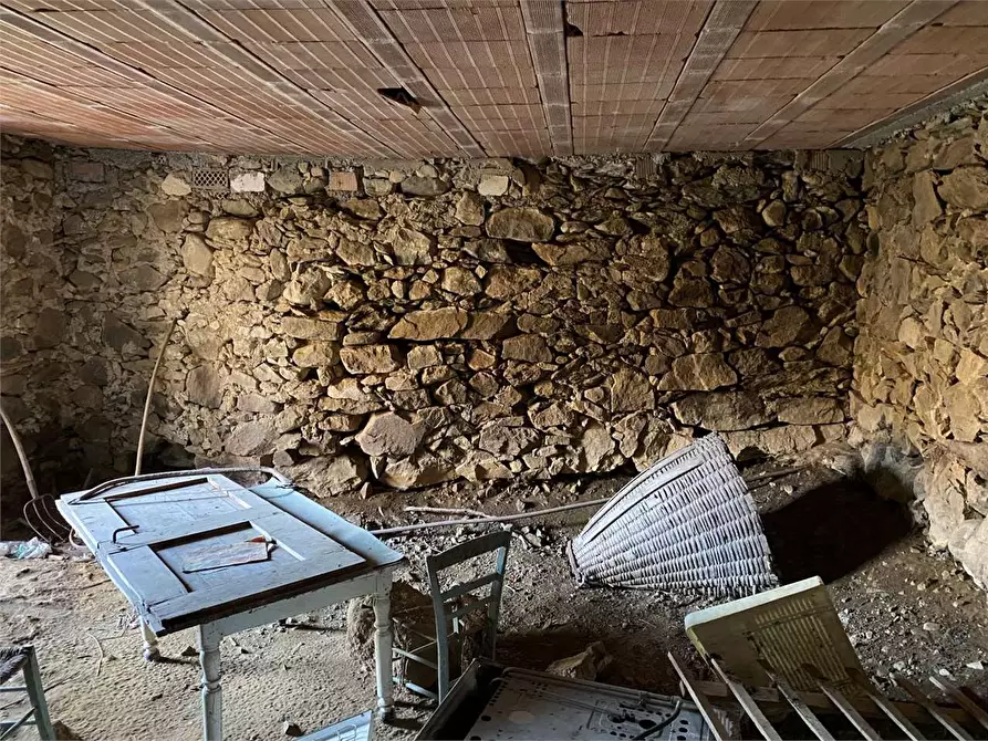 Immagine 22 di Baita in vendita  a Torcegno