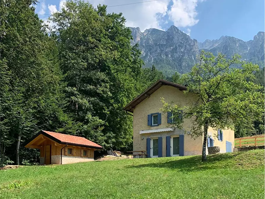 Immagine 1 di Baita in vendita  in Valle di Sella a Borgo Valsugana