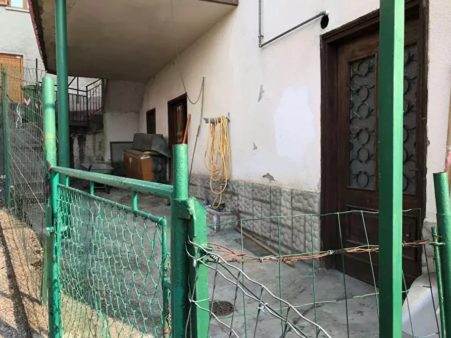 Immagine 15 di Porzione di casa in vendita  in via nuova superiore 5 a Samone