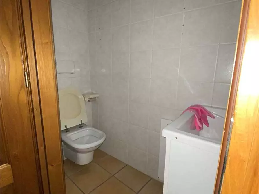 Immagine 14 di Negozio in vendita  in scala al convento  2 a Borgo Valsugana