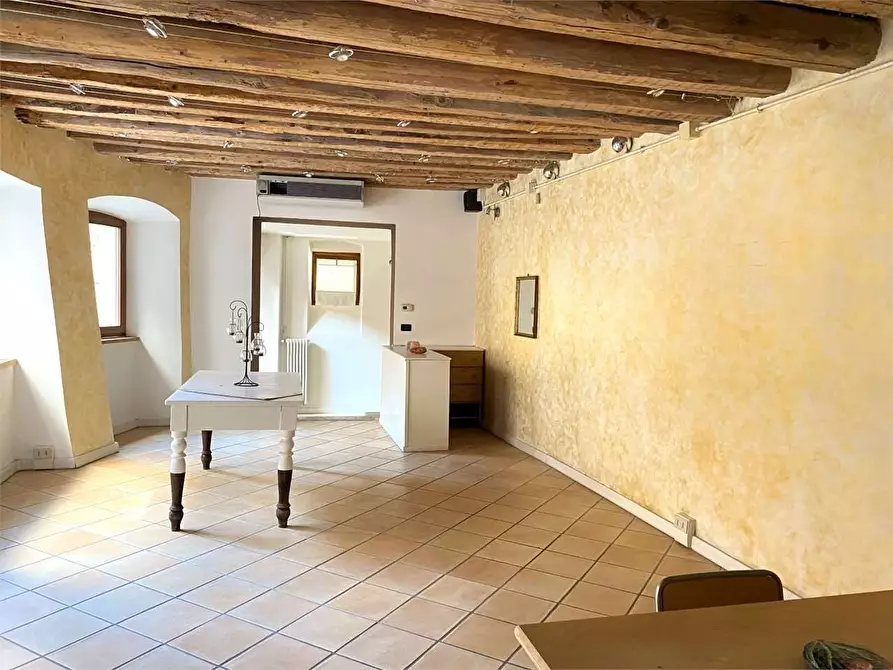 Immagine 1 di Negozio in vendita  in scala al convento  2 a Borgo Valsugana